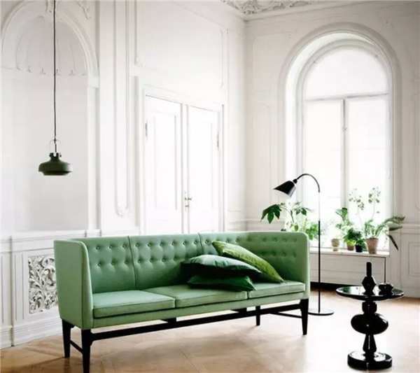 室内绿色椅子